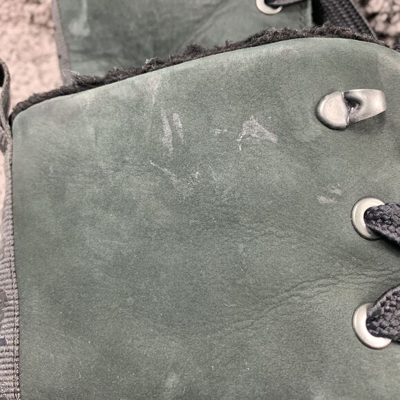 Timberland Women's Black nubuck and fur collar high rise boot size 8.5 - Picture 9 of 9